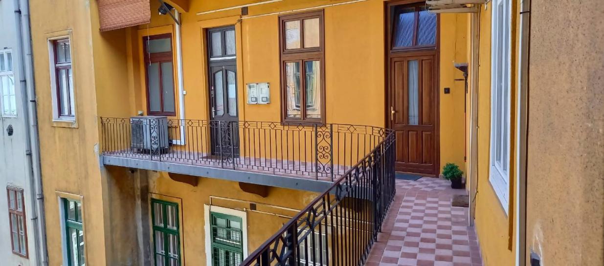 Klauzal 14 Hotel Будапеща Екстериор снимка